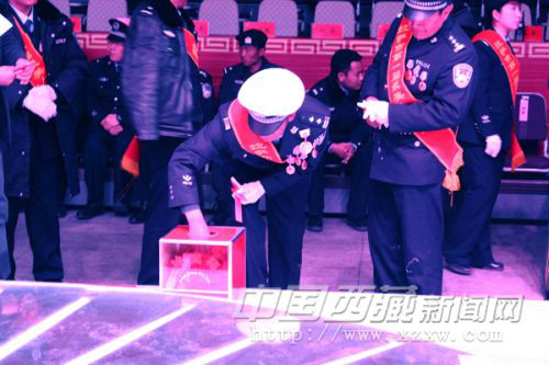“最美人民警察”網(wǎng)絡投票參與者獲獎名單出爐