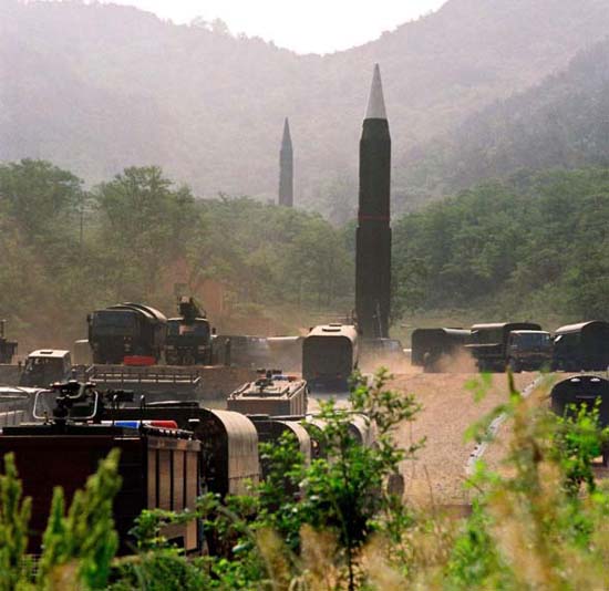 我軍新型導彈陣地實現(xiàn)設(shè)計跨越