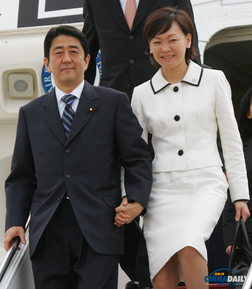 不避嫌與前黑幫“大哥”來往 安倍夫人再遭非議